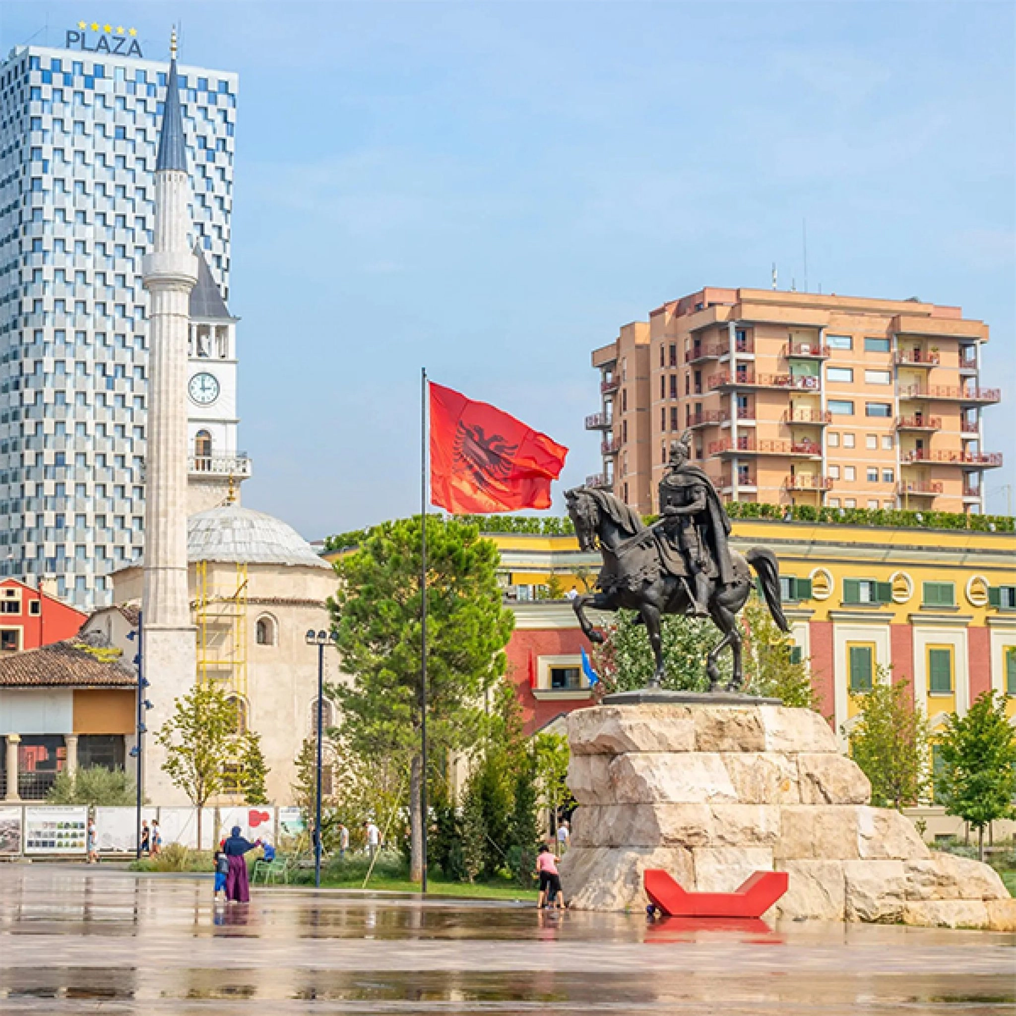 Skanderbeg Square